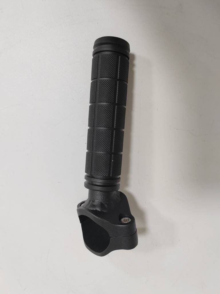 XTREME Scoops T-Grip Lift Assist Handle